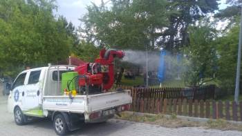 Kütahya’Da Haşereyle Mücadele Aralıksız Sürüyor
