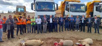 Kütahya’Da Hisarcık-Gediz Yoluna İlk Kazma Vuruldu
