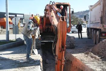 Kütahya’Da İki Mahalleye Yağmur Suyu Hattı
