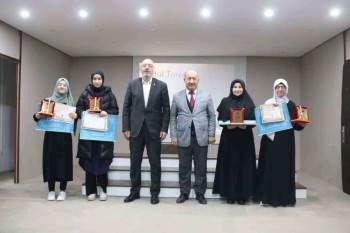 Kütahya’Da İmam Hatip Okulları Kızlar Arası Mesleki Yarışmaları
