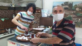 Kütahya’Da Kafe Ve Restoranlar Yeniden Açıldı
