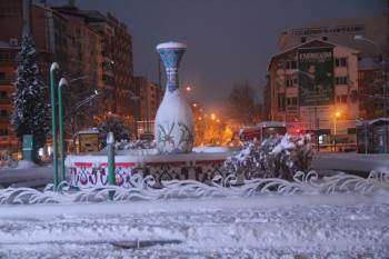 Kütahya’Da Kar Yağışı Nedeniyle Okullar Yeniden Tatil Oldu
