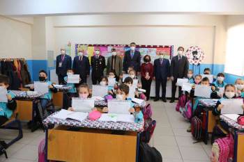 Kütahya’Da Karne Heyecanı
