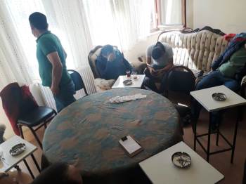 Kütahya’Da Kumar Oynayan 9 Kişiye Para Cezası
