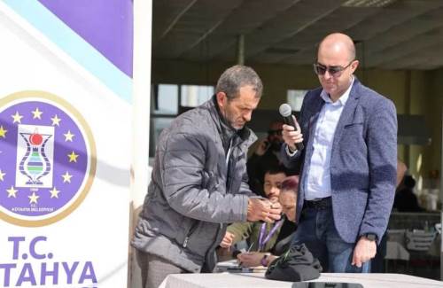 Kütahya’da kurban pazarı padok kuraları çekildi