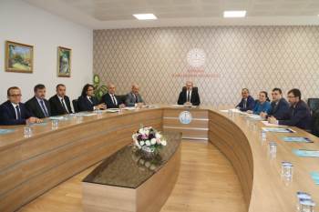 Kütahya’Da Milli Eğitim Yatırımları Bilgilendirme Ve Değerlendirme Toplantısı
