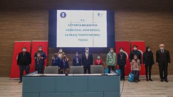 Kütahya’Da Ödül Takdim Töreni
