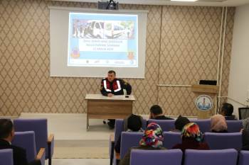 Kütahya’Da Öğrenci Servis Şoförlerine Ve Rehber Personele Eğitim
