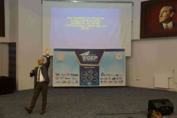 Kütahya’Da Okul İdarecilerine “Zaman Yönetimi” Konulu Seminer Verildi
