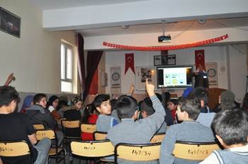 Kütahya’Da Ortaokul Öğrencilerine ‘Afete Hazır Okul’ Eğitimi
