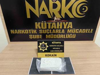 Kütahya’Da Otobüs Yolcusunun Kemerine Sıkıştırılmış Uyuşturucu Ele Geçirildi
