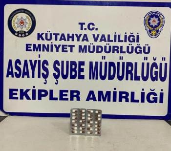 Kütahya’Da Polisin Bölge Uygulamasında Uyuşturucu Hap Ele Geçirildi
