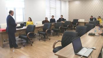 Kütahya’Da Rehber Öğretmenlere Psikososyal Destek Eğitimi
