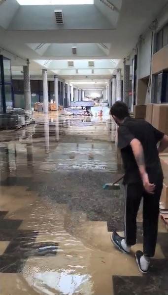 Kütahya’Da Sağanak Yağmur Sonrası Su Baskını
