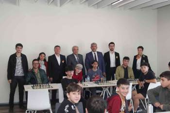 Kütahya’Da Satranç Turnuvası
