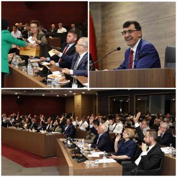 Kütahya’Da Şehiriçi Ulaşıma Zam, Oy Birliği İle Kabul Edildi
