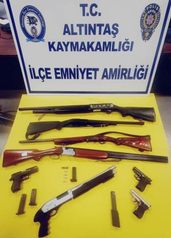 Kütahya’Da Silah Kaçakçılığı Operasyonu
