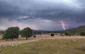 Kütahya’Da Şimşekler Böyle Görüntülendi
