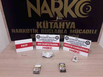 Kütahya’Da Şüphe Üzerine Durdurulan 2 Şahsın Üzerinde Uyuşturucu Çıktı
