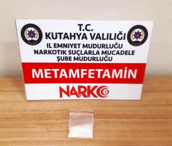 Kütahya’Da Şüpheli Araçta Uyuşturucu Ele Geçirildi
