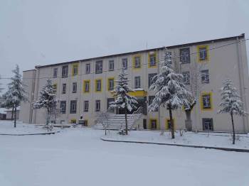 Kütahya’Da Taşımalı Eğitime 1 Günlük Kar Tatili
