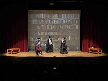 Kütahya’Da Tiyatroya İlgi
