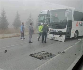 Kütahya’Da Trafik Kazaları: 3 Yaralı
