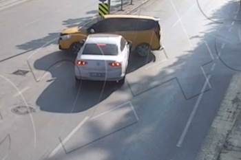 Kütahya’da Trafik Kazaları Saniye Saniye Kaydedildi