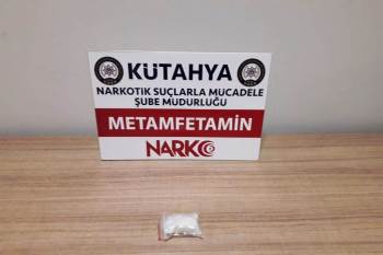 Kütahya’Da Uyuşturucu İle Yakalanan 3 Kişi Gözaltına Alındı
