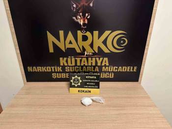 Kütahya’Da Üzerinde Uyuşturucu Bulunan Yolcu Tutuklandı
