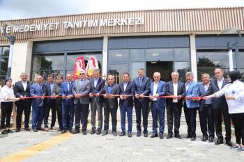 Kütahya’Da Yapımı Tamamlanan ’Frig Çevre Ve Medeniyet Tanıtım Merkezi’ Hizmete Sunuldu

