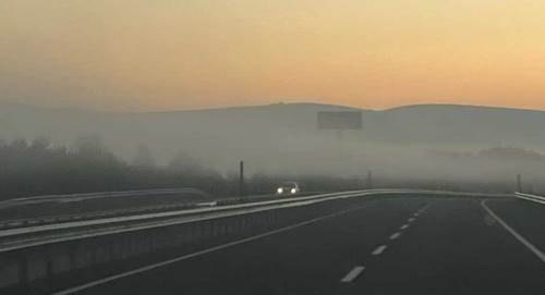 Kütahya’da yoğun sis trafiği felç etti