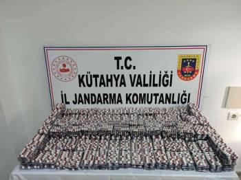 Kütahya’Da Yolcu Otobüsünde Binlerce Sentetik Ecza Hap Ele Geçirildi
