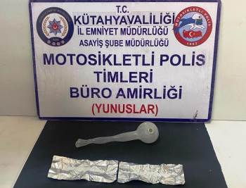 Kütahya’Da Yunus Timlerince Bir Kişinin Üzerinde Uyuşturucu Ele Geçirildi
