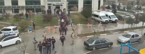 Kütahya’da zehir tacirlerine ağır darbe: Çok sayıda gözaltı!