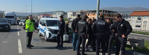 Kütahya’da zincirleme kaza: 5 araç birbirine girdi!