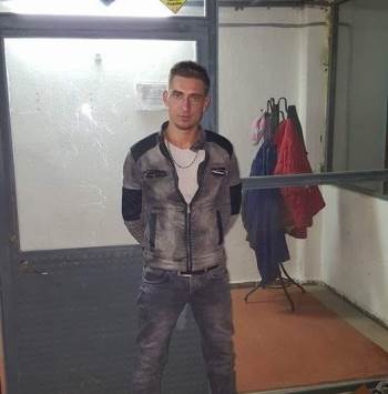 Kütahya’Daki Bıçaklı Kavgada Bir Kişi Öldü
