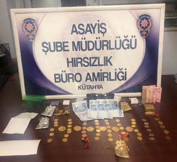 Kütahya’Dan Çaldıkları Altınlarla Gediz’De Yakalandılar
