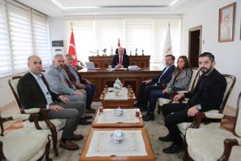 Kütahya Esnaf Derneği’Nden Vali Toraman’A Ziyaret

