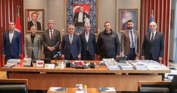 Kütahya Halk Otobüsleri Kooperatifi’Nden Depremzedeler Yardım
