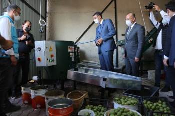 Kütahya İl Özel İdaresi Çiftçinin Yanında
