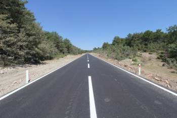 Kütahya İl Özel İdaresi’Nin Köy Yollarında Sıcak Asfalt Çalışmaları
