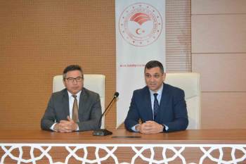 Kütahya İl Tarım Müdürlüğü Personeline Tarım Sigortaları Kanunundaki Değişikler Anlatıldı
