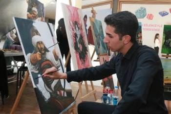 Kütahya Kılıçaslan Anadolu Lisesi’Nde Yılsonu Resim Sergisi
