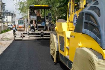 Kütahya’Nın Dumlupınar Mahallesi’Ne Sıcak Asfalt

