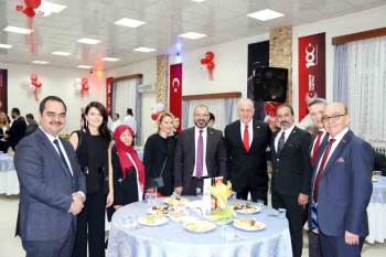 Kütahya Osb Yönetimi, Cumhuriyet Bayramı Resepsiyonuna Katılım Sağladı
