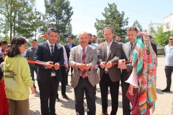 Kütahya Saka Ortaokulunda Bilim Fuarı
