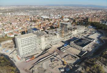 Kütahya Şehir Hastanesi İnşaatı Havadan Görüntülendi
