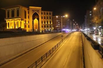 Kütahya Sessizliğe Büründü
