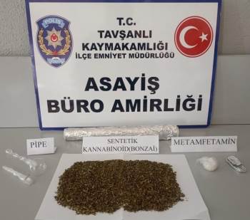 Kütahya Tavşanlı’Da Uyuşturucu Ticareti Yaptığı İddia Edilen 2 Kardeş Tutuklandı
